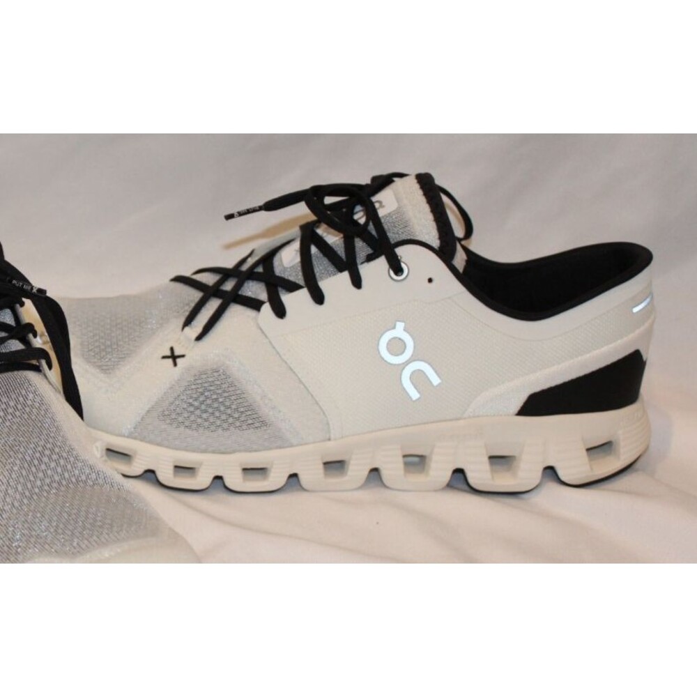 NIB ON CLOUD WOMEN'S CLOUD X 3 RUNNING ATHLETIC SNEAKERS SZ 10.5 IVORY BLACK - Picture 5 of 9